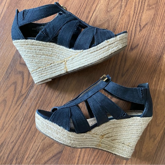 Merona size 7 wedge sandals - Picture 2 of 9